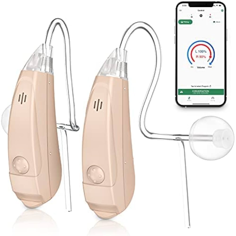 Glückliches Paar mit Hörgerät